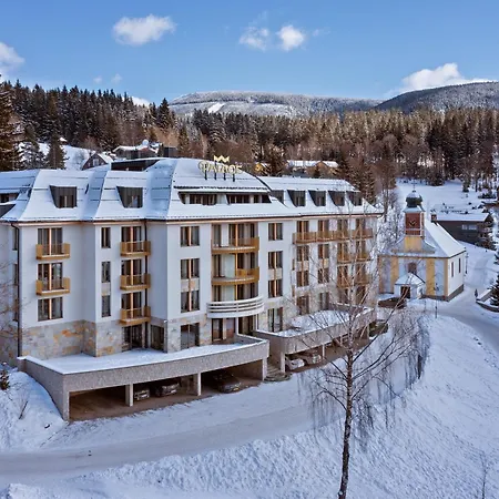 Palace Hotel
